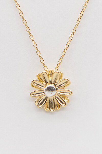 Stella + Gemma Daisy Necklace-gift-guide-Hello Cyril.