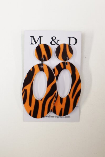 M & D Patterned Oval Earring-gift-guide-Hello Cyril.