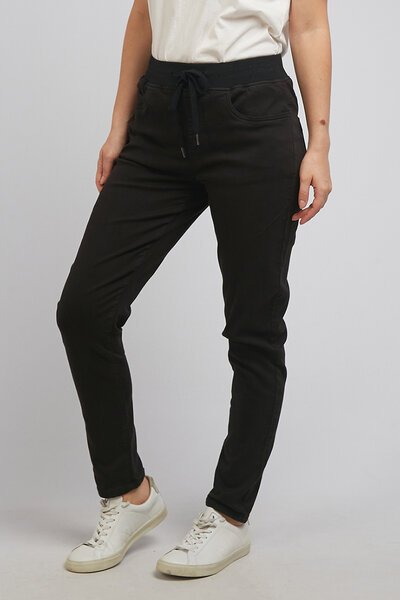 Foxwood Sylvia Jogger-hc-new-Hello Cyril.