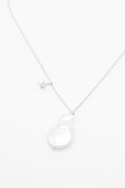 Stella + Gemma Star and Pearl Pendant Necklace-gift-guide-Hello Cyril.