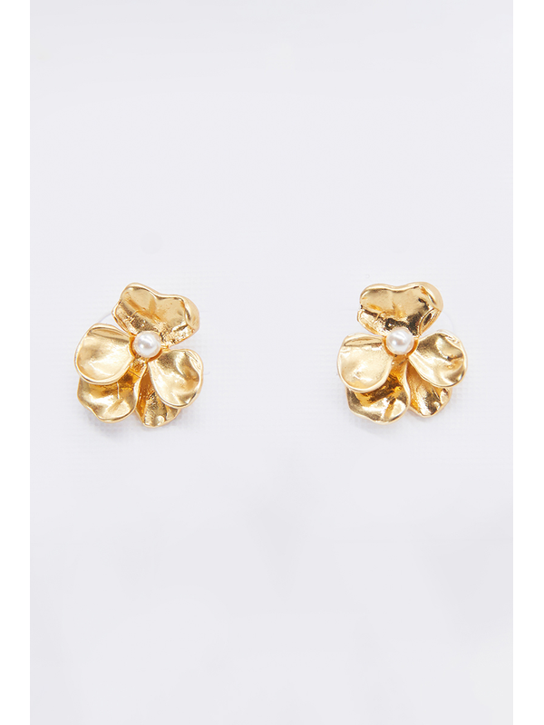 Stella + Gemma Pearl Centre Flower Petal Earrings