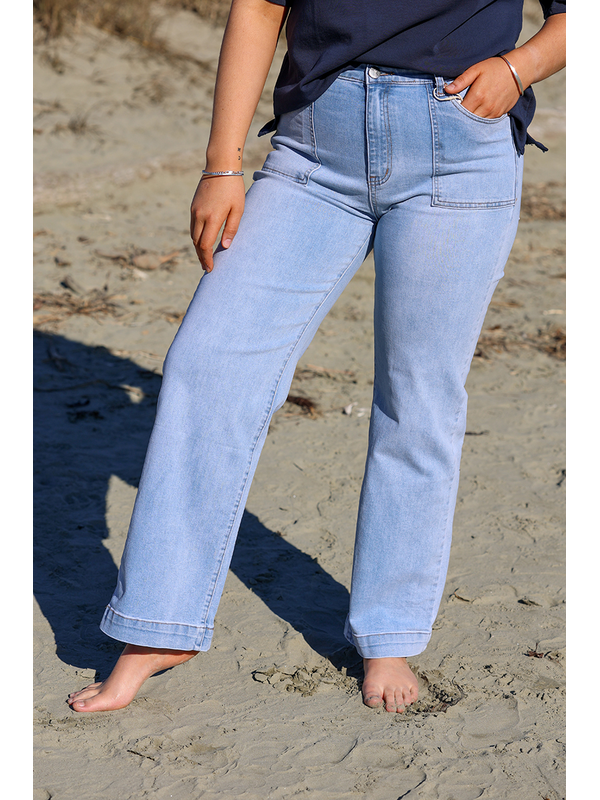 Wakee Straight Leg Pocket Jeans