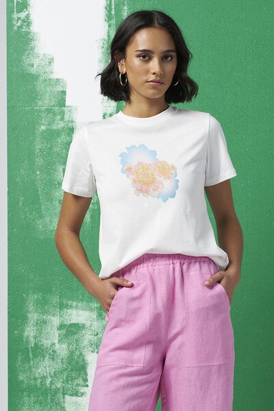 Madly Sweetly Bloom Sweet Tee -gift-guide-Hello Cyril.